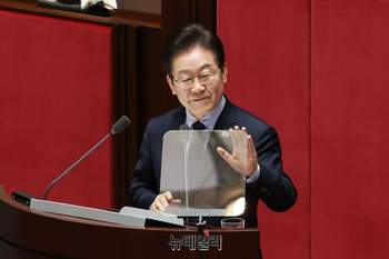 [포토]이재명 민주당 대표 '30조 규모 추경 하자'