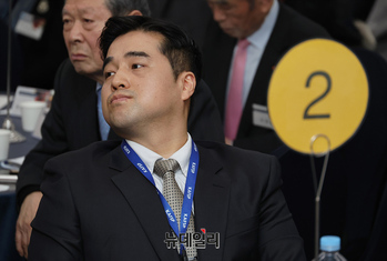 [포토] 체제수호 결의대회 참석한 그라운드C 김성원 대표