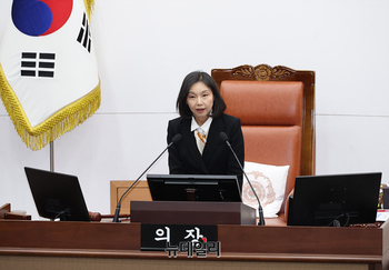 [포토] 서울시의회 임시회 개회식서 개회사하는 최호정 의장