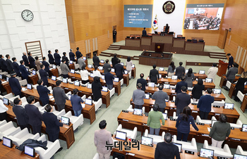 [포토] 서울시의회 제328회 임시회 개회