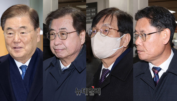 [포토] 탈북어민 강제북송 사건, 정의용 외 3명 선고유예 