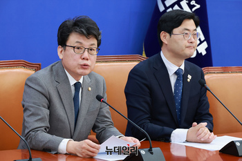 [포토] 발언하는 진성준 더불어민주당 정책위의장