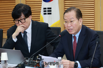 [포토] 전략기획특위 2차 세미나 참석한 권영세 위원장