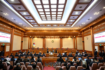 [포토] 대통령 탄핵심판 10차변론, 심판정에 자리한 헌법재판관