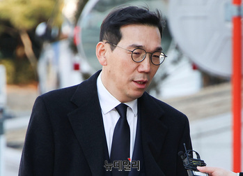 [포토] 헌법재판소 출석하는 조상원 서울중앙지검 4차장