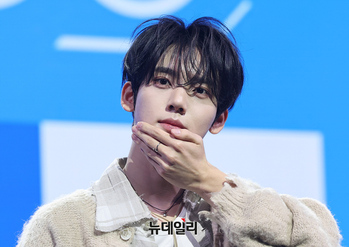 [영상] 제로베이스원 막내, 풋풋한 한유진