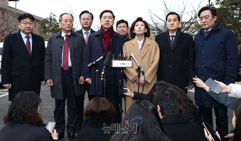 [포토] 탄핵심판 최종변론, 발언하는 김기현