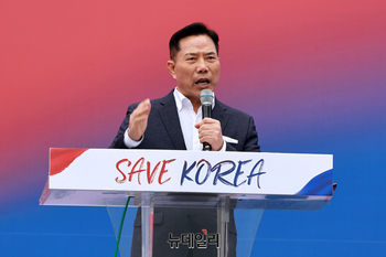 [포토] '세이브코리아 3·1절 국가비상기도회'서 발언하는 손현보 목사