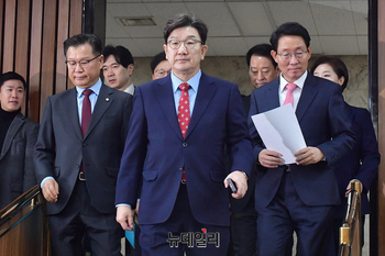 [포토] 회의 참석하는 국민의힘 원내지도부