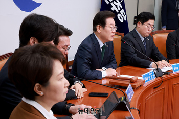 [포토] 이재명 "최상목 엄중한 책임 따를 것"