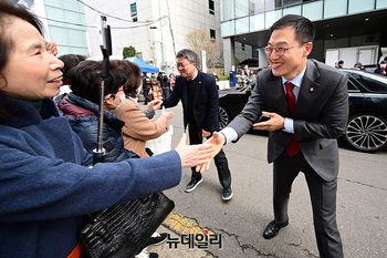 [포토] '한동훈 북콘서트' 찾은 국민의힘 의원들