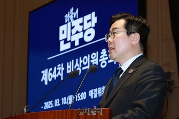 [포토] 비상의총서 발언하는 박찬대 민주당 원내대표