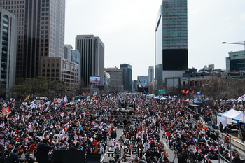 [포토] 윤석열 대통령 탄핵반대 태극기 물결
