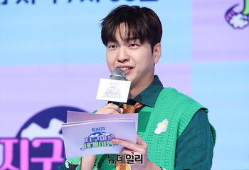 [영상] 지구마불세계여행3 소개하는 유재필 