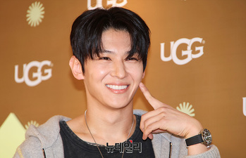 [포토] 덱스 '볼 콕'