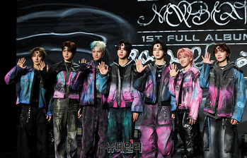 [영상] 정규 1집 '러 앤 레드' 데뷔하는 뉴비트 