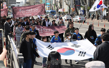 [포토] 이승만 탄생 150주년 기념 도보행진
