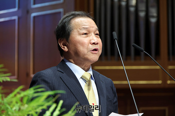 [포토] 이승만 탄신 150주년, 개회선언하는 조보현 이사장