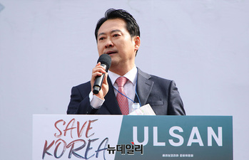 [영상] 울산 반탄집회 장동혁 "얼굴 클로즈업 하면 조작이 되니까 조금만..."