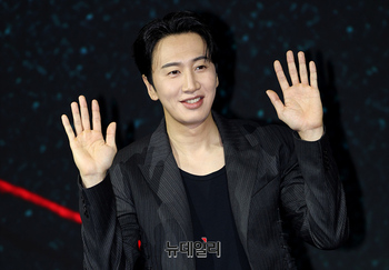 [영상] 안경남으로 컴백한 악연 이광수