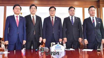 [포토] 회동 갖는 우원식 국회의장과 여야 원내대표