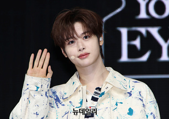 [영상] 클로즈유어아이즈 마징시앙 '안녕하세요'