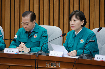 [포토] 산불 피해 대책 밝히는 송미령 농림축산식품부 장관
