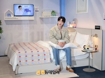 [포토] CJ온스타일 성수 쇼케이스 팝업 찾은 안재현