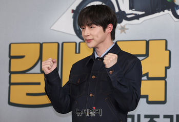 [영상] 길바닥 밥장사 예능 도전하는 배인혁