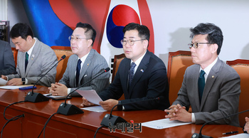 [포토] 박찬대 "尹 전 대통령 석고대죄 해야"