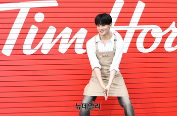 [영상] 팀스키친 방문한 NCT마크