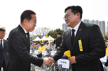[포토] 세월호 기억식 참석한 권영세 비대위원장 
