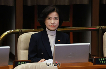 [포토] 대정부질문 출석한 이진숙 방송통신위원장