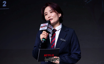 [영상] 약한영웅2 소개하는 MC박경림 