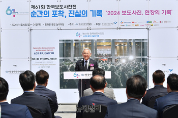 [포토] 축사하는 유인촌 장관