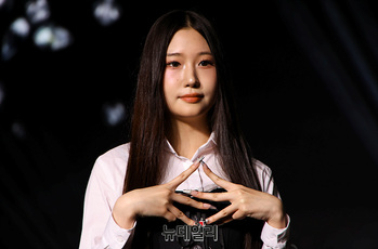 [영상] VVS 아일리 '긴장감 가득'