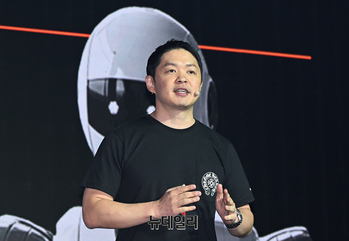 [포토] 비전발표하는 최성환 SK네트웍스 사장