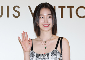 [영상] 파인 주얼리 팝업 참석한 원지안