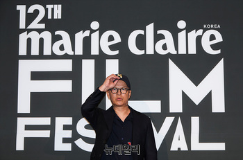 [포토] 포즈 취하는 홍경표 감독 