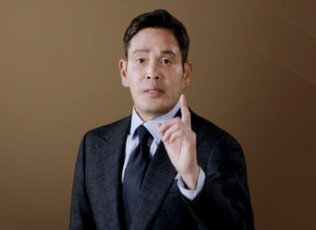 국민의힘으로부터 정계 입문 '러브콜' 받은 정용진, 국민들이 주목하는 까닭은