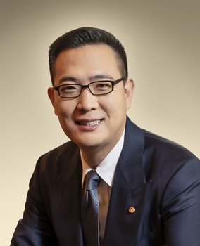 '한화 3남' 김동선 광폭행보 … 유통서 F&B까지 '무한 확장'