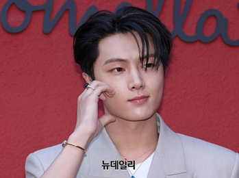 [영상] 연무장길 등장한 엔하이픈 제이