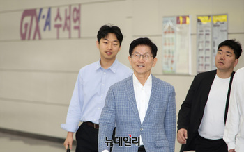 [포토] 수서역 찾은 김문수 후보 