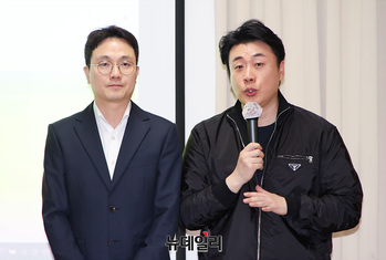 [포토] '故 김새론 녹취록' 반박하는 유튜버 이진호-은현장 