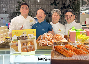 [포토] 현대백화점 "더현대 서울서 국내 최고 '베이커리 명장' 손맛 보세요"