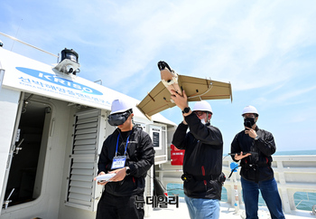 [포토] 해군, 골판지 자폭드론 공개