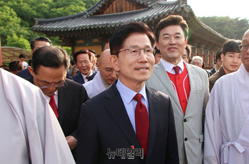 [포토] 통도사 찾은 김문수 대선 후보 