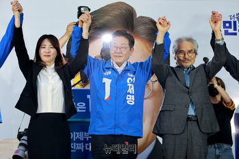 [포토] 이재명 더불어민주당 대선 후보 거제 집중유세