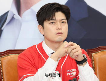 [포토] 회의 참석한 김용태 공동선대위원장