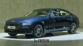 제네시스 G70 단종설 모락모락 … '月 100대' 겨우 판다